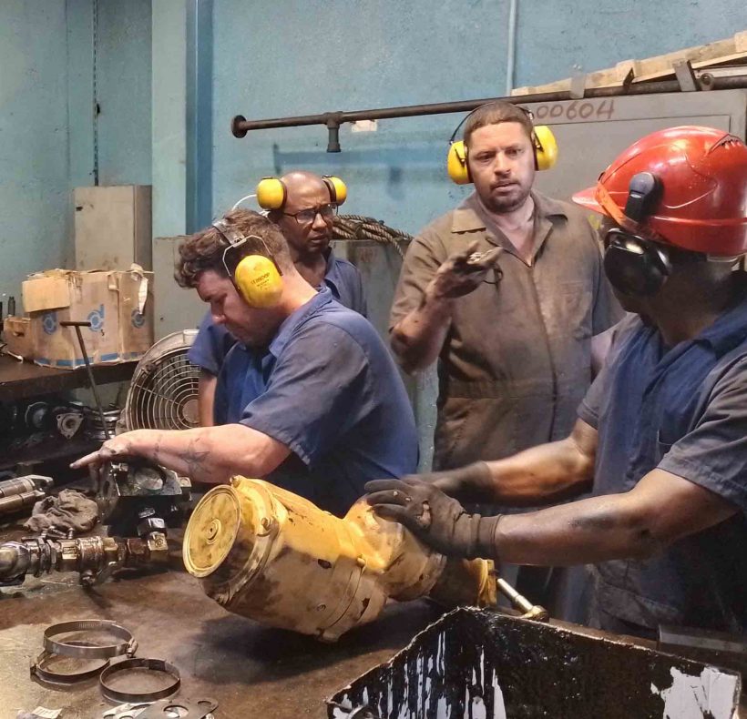 Reportaje Empresa Eléctica – Trabajos de Reparación Octubre 066