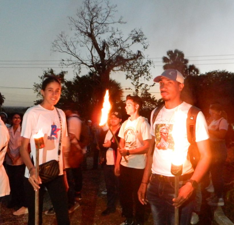 Marcha de las antorchas.Foto Yoandris Delgado Matos.,