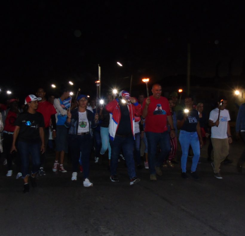 Marcha de las antorchas.Foto Yoandris Delgado Matos.