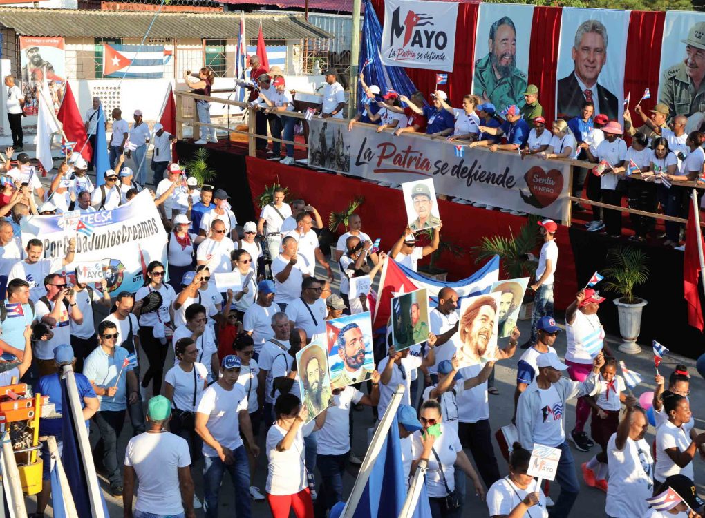 DESFILE 1ro DE MAYO ISLA DE LA JUVENTUD (40)
